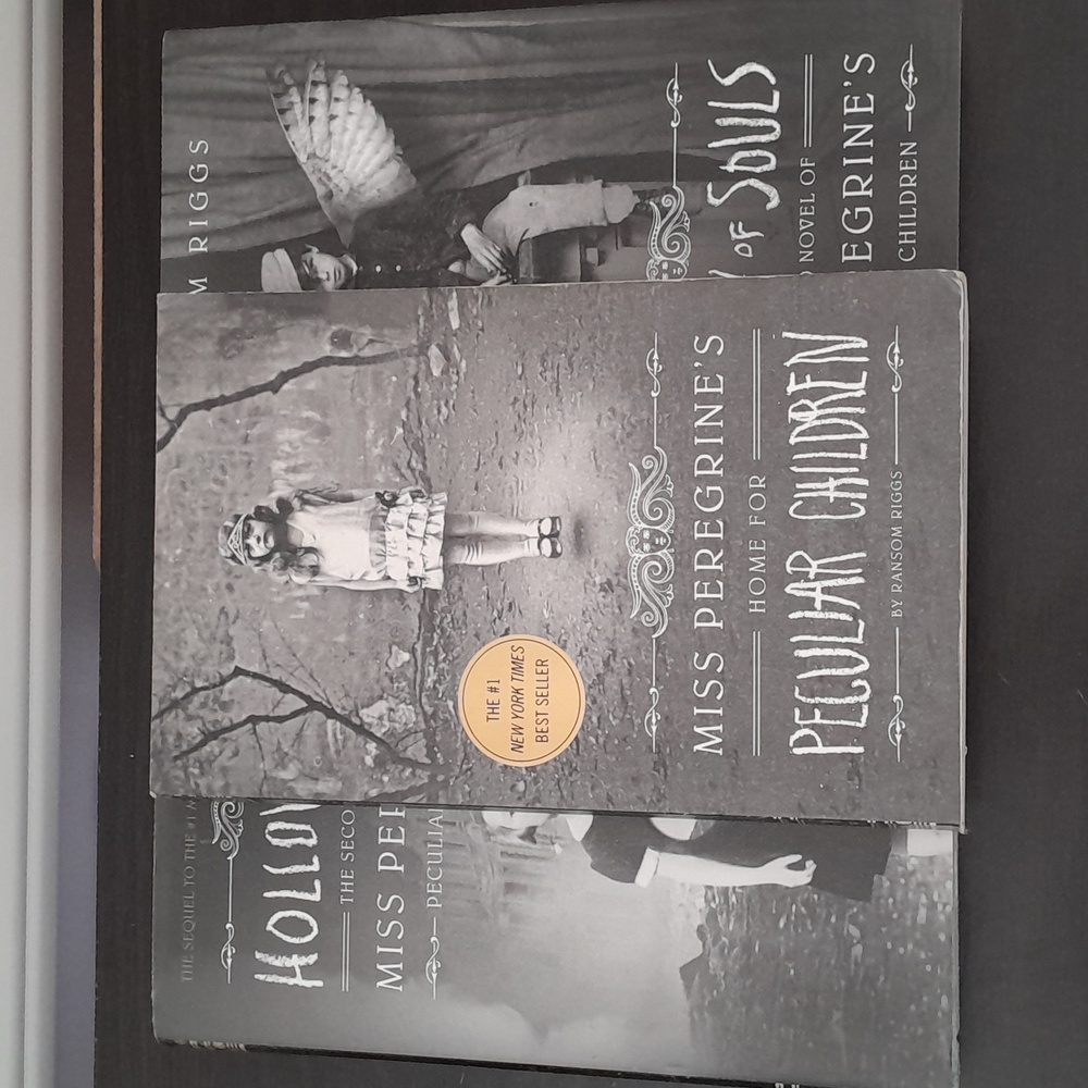Miss Peregrine's Home for Peculiar Children Book Set